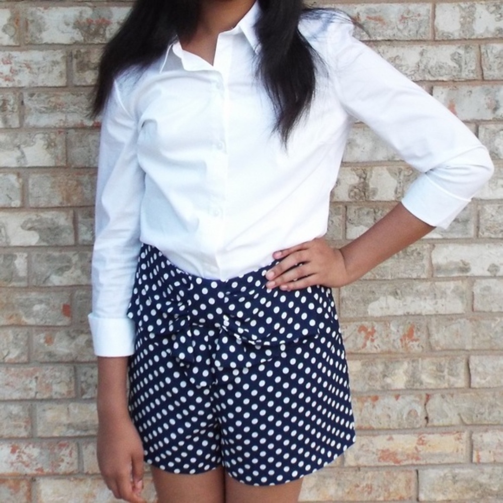 Disney Minnie Mouse by LC Navy Polka Dot Shorts M - Picture 2 of 5